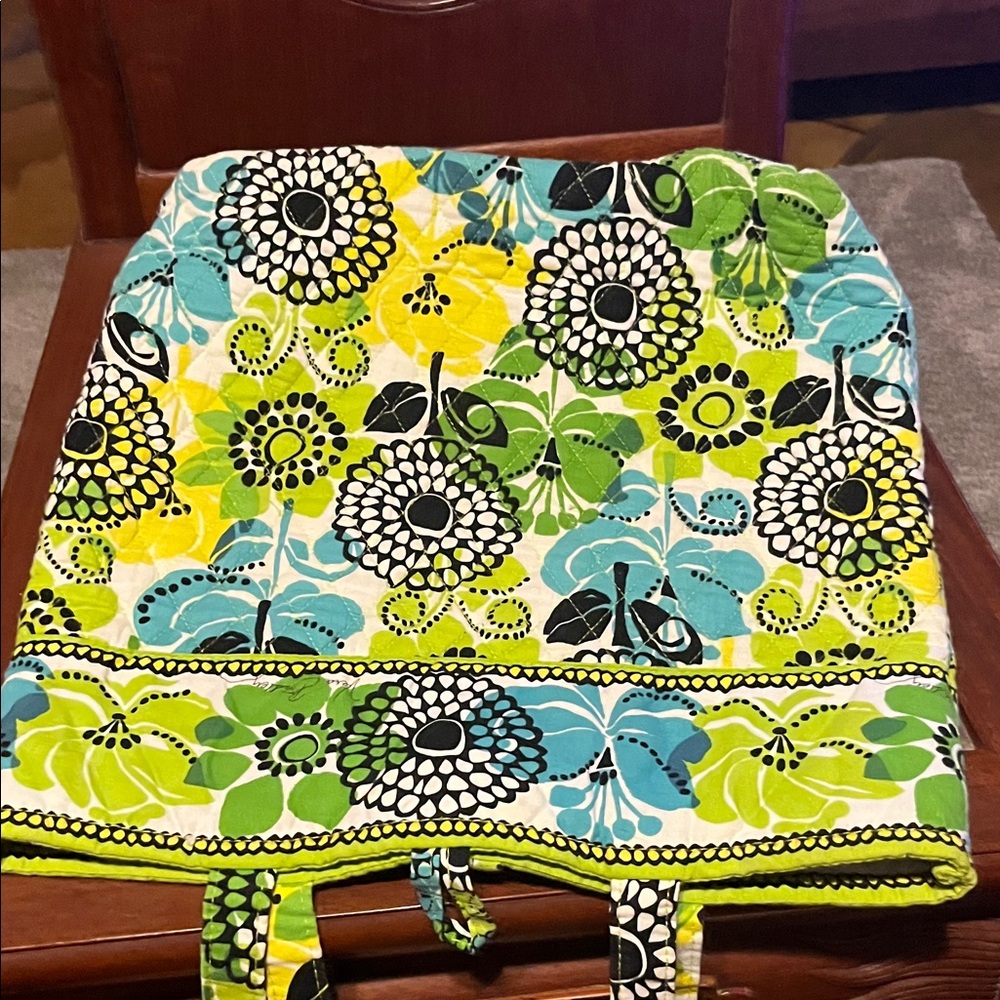 Vera Bradley Floral Tote in Lime and Aqua - Picture 4 of 6